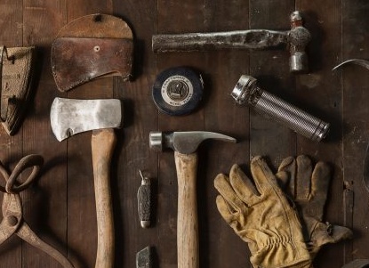 6 вещей, которые можно позаимствовать у жены для домашней мастерской