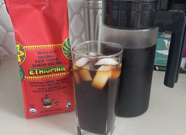 Как приготовить холодный крепкий кофе в любом отеле, не покидая номера